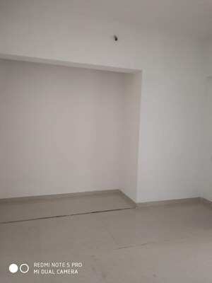 Room in 1 BHK Apartment at Squarefeet Ace Square, Ghodbunder Road – for Sale