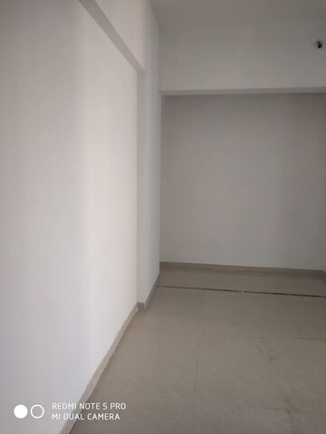 Room in 1 BHK Apartment at Squarefeet Ace Square, Ghodbunder Road – for Sale