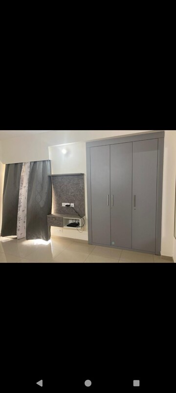 Furnished Amenities in 3 BHK Apartment at Gulshan Bellina, Sector 16 Greater Noida – for Rent