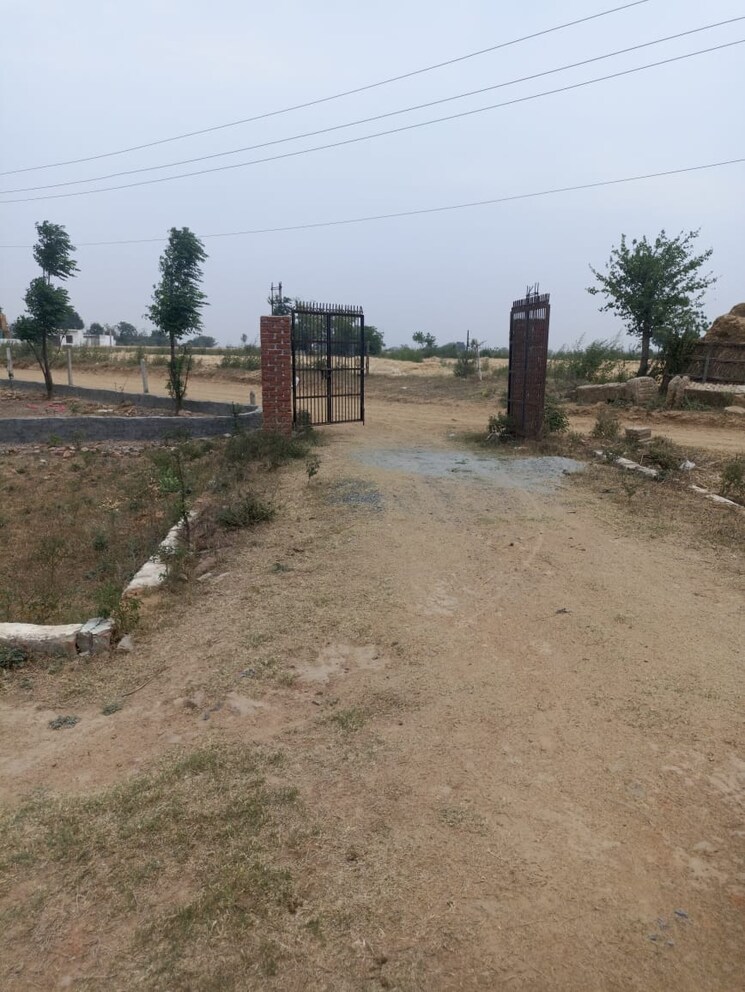 undefined, sector 150  92 Sq.Yd. Plot In Sector 150 Noida 8912633