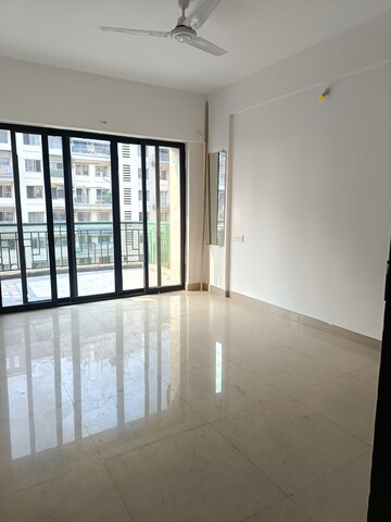 Room in 3 BHK Apartment at Kumar Sophronia, Kalyani Nagar – for Sale
