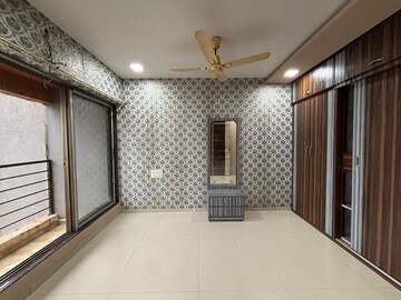 Room in 2 BHK Apartment at Omkar Alta Monte, Malad East – for Sale