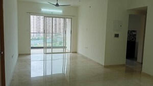 Room in 3.5 BHK Apartment at ARV Regalia, Nibm Annexe – for Rent