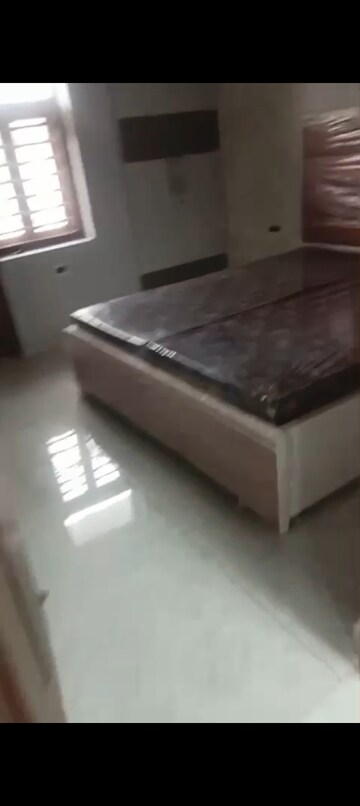 Furnished Amenities in 3 BHK Builder Floor at RPS Palm Drive, Sector 88 – for Rent