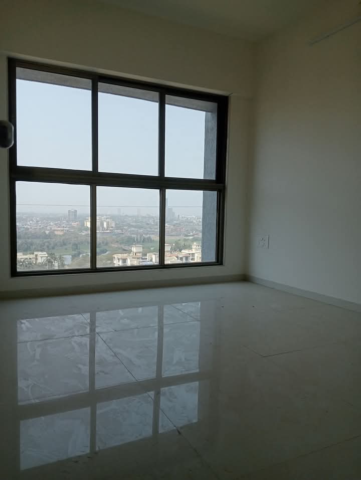2 BHK + Extra Room Apartment For Rent in Ajmera Boulevard