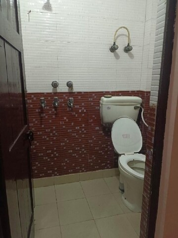 Bathroom in 2 BHK Apartment at Beliaghata – for Rent
