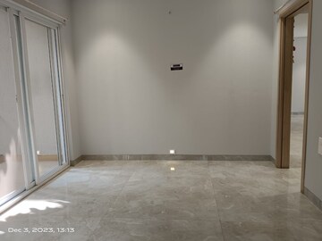 Room in 2 BHK Apartment at Kundan Eternia Apartment, Ghorpadi – for Sale
