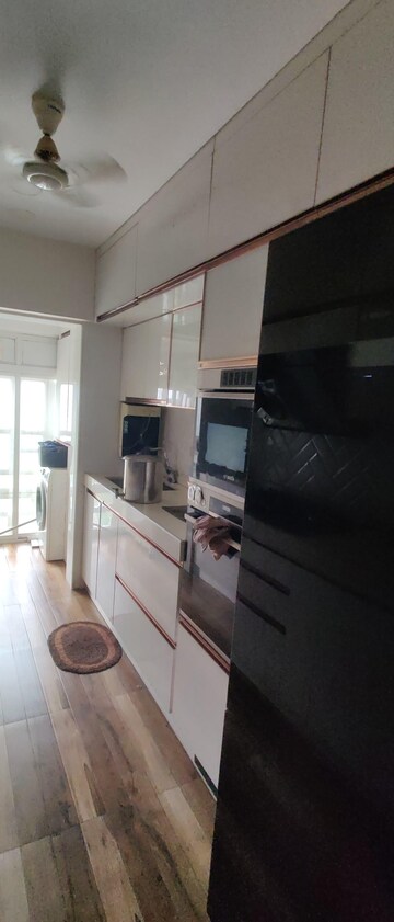 Bathroom in 1 BHK Apartment at Kanakia Silicon Valley, Powai – for Rent