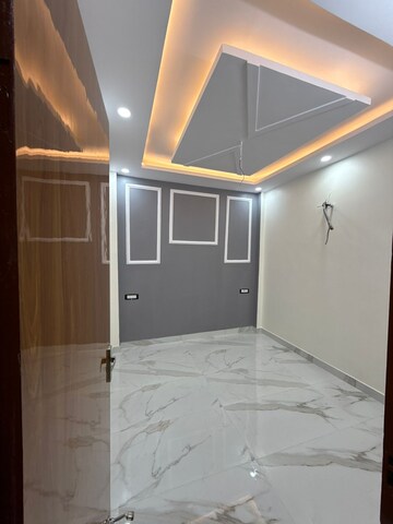 5 BHK Independent House For Sale in Sector 8