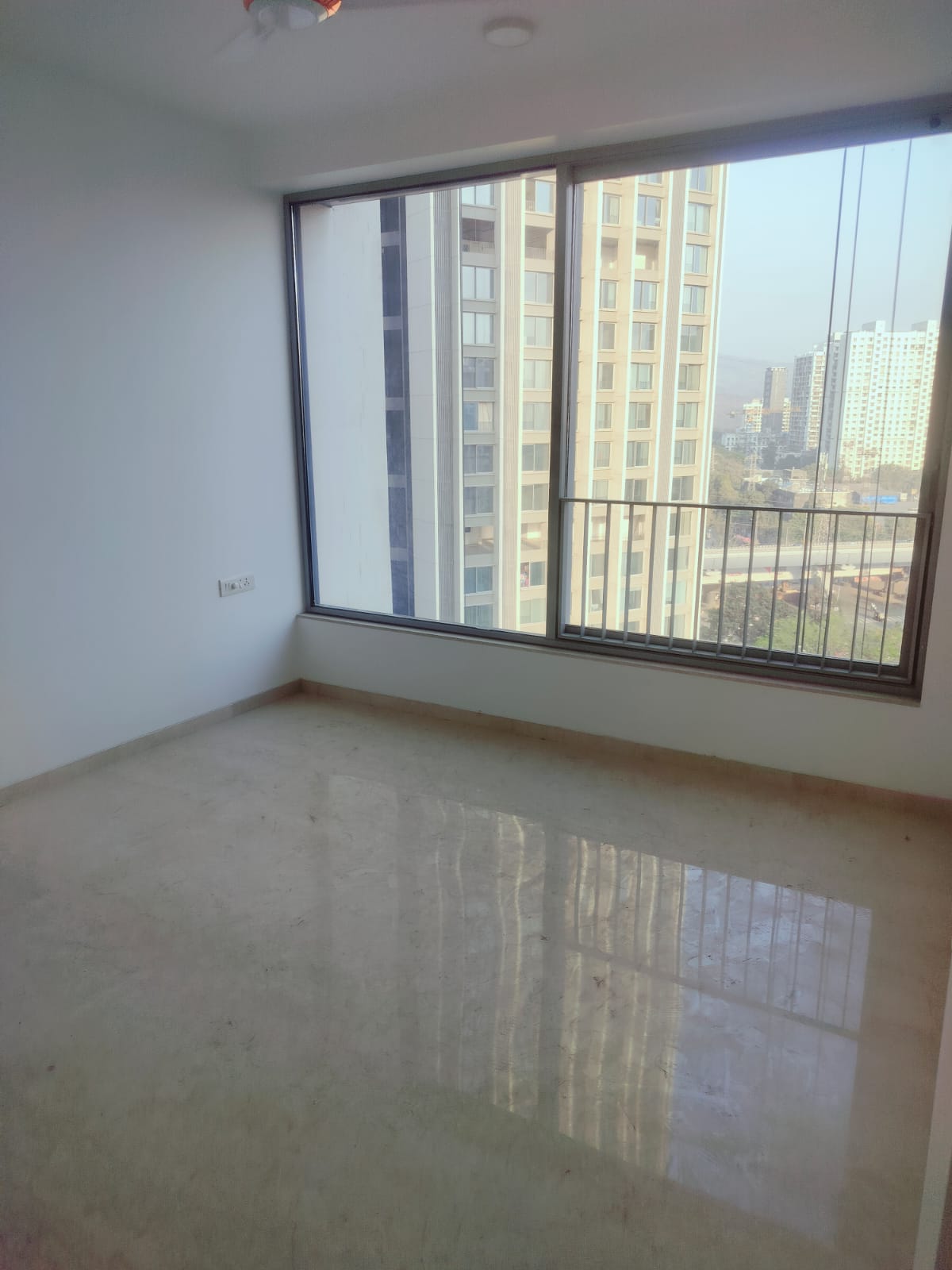 3 BHK + Pooja Room Apartment For Rent in Oberoi Sky City