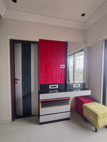Room in 2 BHK Apartment at Prathamesh Krupa Kedar Darshan, Andheri West – for Rent