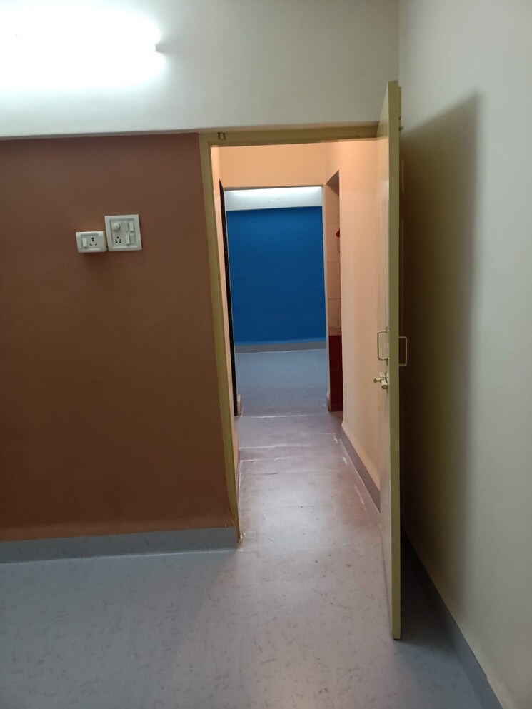 Room, brahmand-phase-1 1 Bedroom 405 Sq.Ft. Apartment In Brahmand Thane 8912771