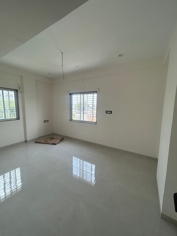 Room in 2 BHK Apartment at Savedi – for Rent