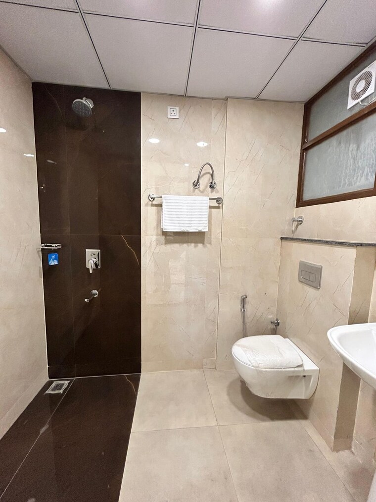 Bathroom, the-ananta-aspire 3 Bedroom 1853 Sq.Ft. Apartment In Utrathiya Zirakpur 8912859