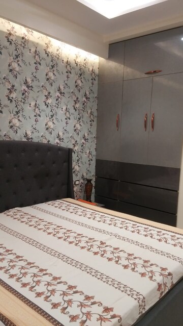 Bedroom in 4 BHK Apartment at H R Buildcon Elite Homz, Sector 77 – for Rent
