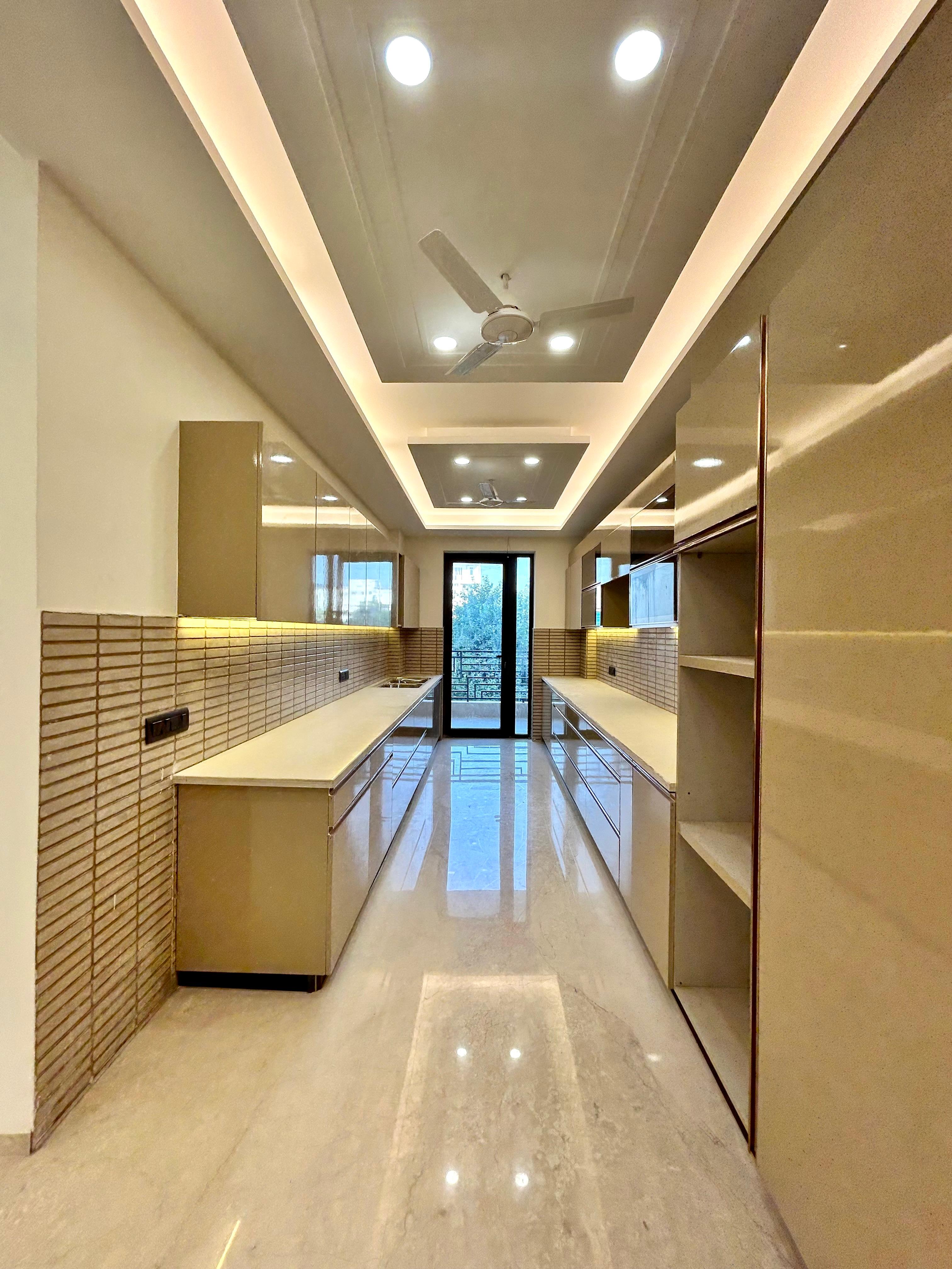 3.5 BHK + Servant Room Builder Floor For Sale in Palam Vihar Residents Association