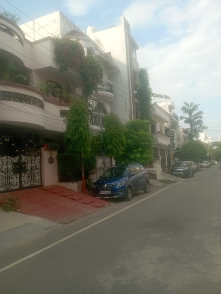 Cover Image, vipul khand 6 Bedroom 1250 Sq.Ft. Independent House In Vipul Khand Lucknow 8912950