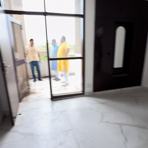 Room in 3.5 BHK Apartment at Sector 4 Dwarka – for Sale