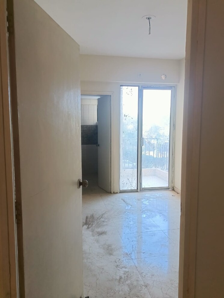 Room, mrg-the-balcony 2 Bedroom 725 Sq.Ft. Apartment In Sector 93 Gurgaon 8912939