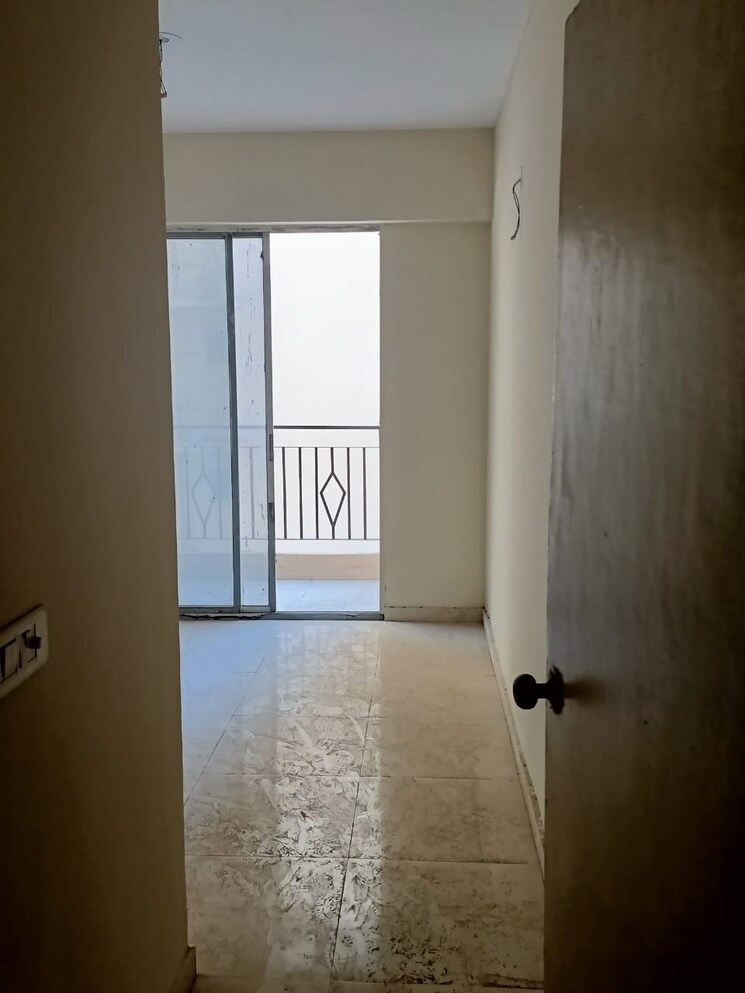 Room, mrg-the-balcony 2 Bedroom 725 Sq.Ft. Apartment In Sector 93 Gurgaon 8912939