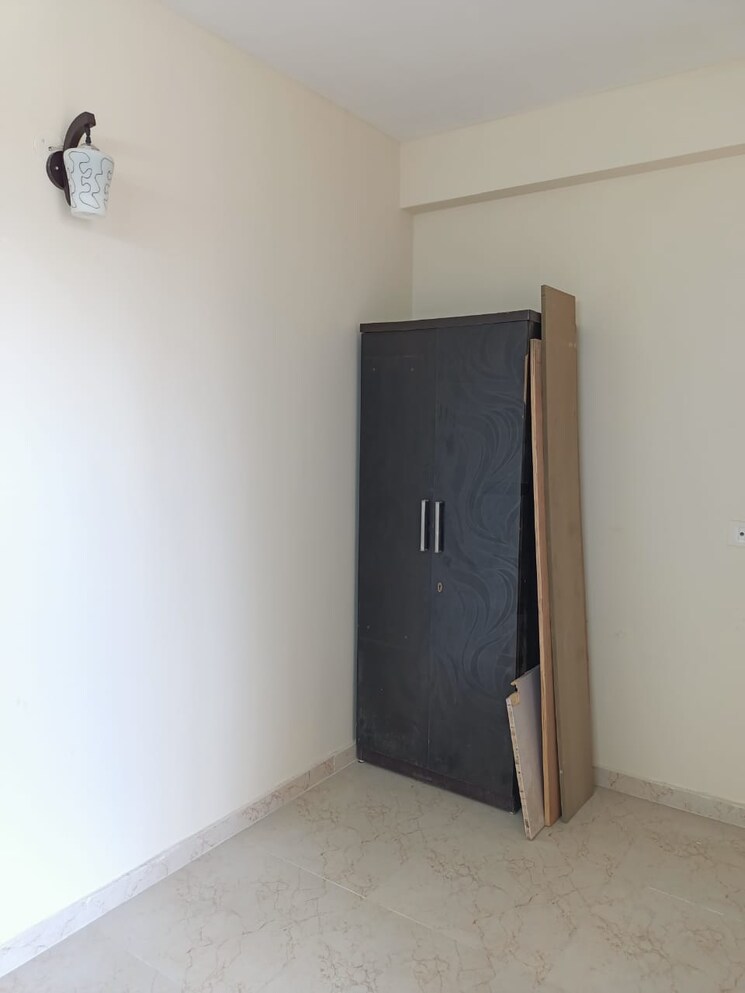 Room, mrg-the-balcony 2 Bedroom 725 Sq.Ft. Apartment In Sector 93 Gurgaon 8912939