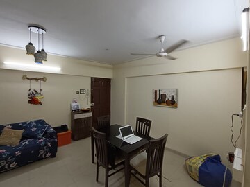 Master Bedroom in 2 BHK Apartment at Atul Blue Empire, Kandivali West – for Rent