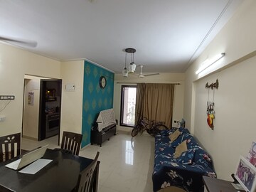 Master Bedroom in 2 BHK Apartment at Atul Blue Empire, Kandivali West – for Rent