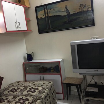 Team Area in 2 BHK Apartment at RWA Apartments Sector 37, Arun Vihar – for Rent