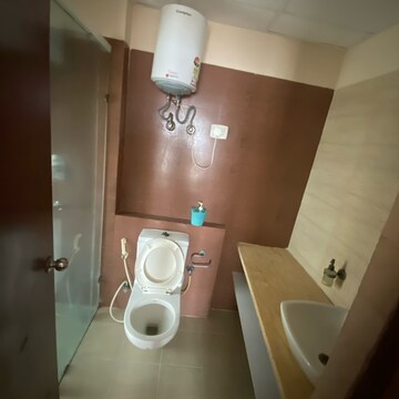 Bathroom in 2.5 BHK Apartment at Mahagun Moderne, Sector 78 – for Rent