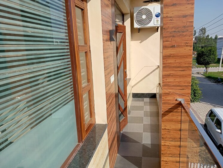 Bathroom, sunshine-enclave 3 Bedroom 1000 Sq.Ft. Apartment In Vip Road Zirakpur 8913013