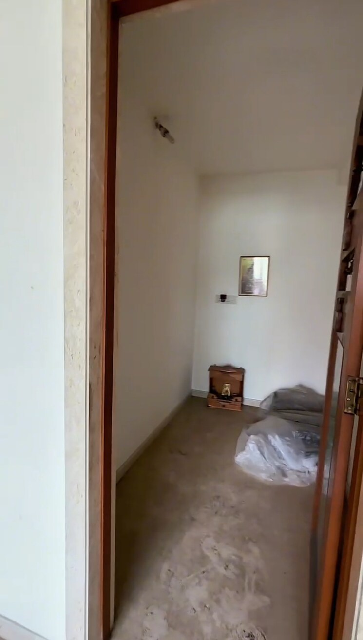 Bathroom, hiranandani-meadows 3 Bedroom 1150 Sq.Ft. Apartment In Manpada Thane 8913068