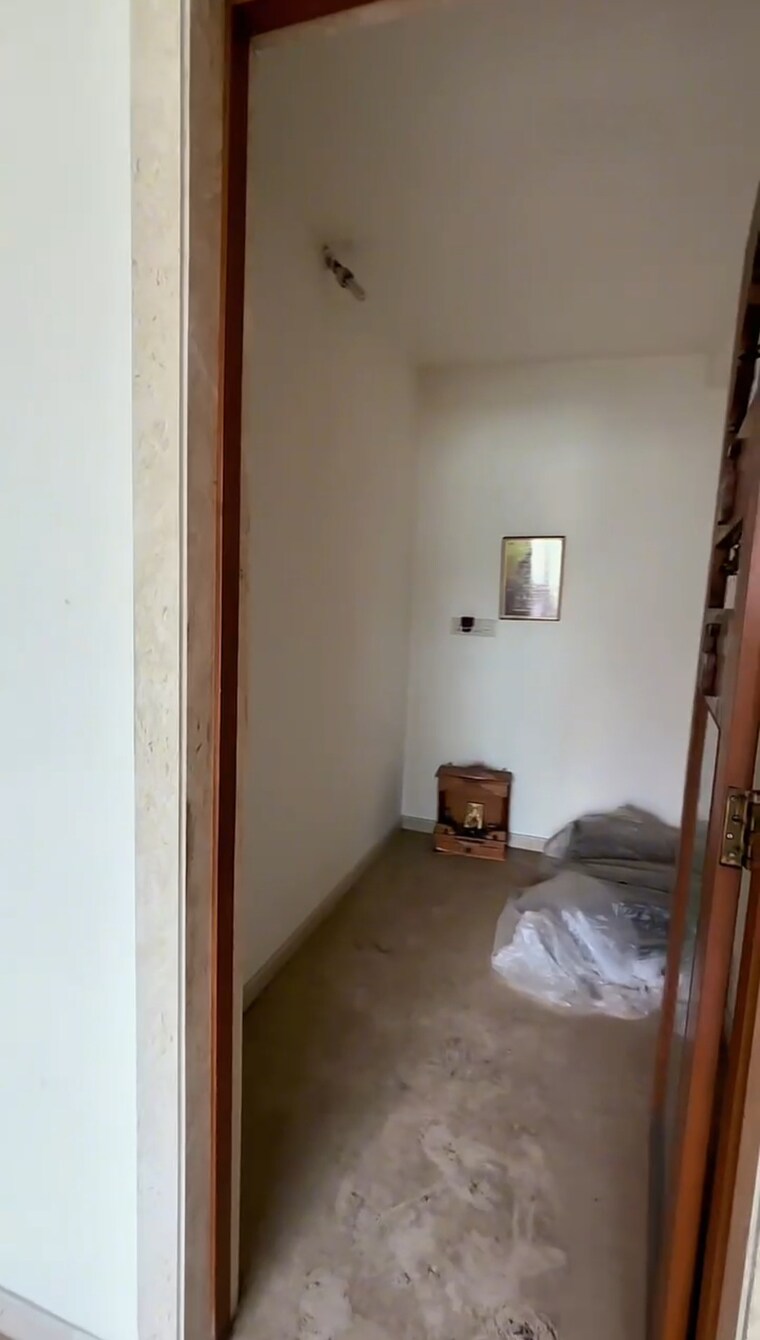 Bathroom, hiranandani-meadows 3 Bedroom 1150 Sq.Ft. Apartment In Manpada Thane 8913068