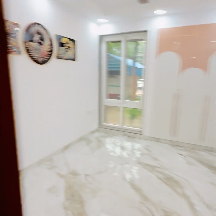 Room, sector 10 dwarka 3 Bedroom 1450 Sq.Ft. Apartment In Sector 10 Dwarka Delhi 8913120