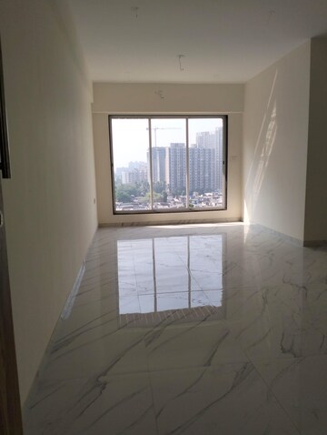 Room in 2 BHK Apartment at Kandivali West – for Rent