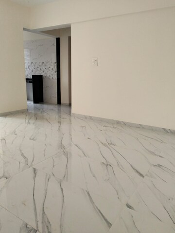 Room in 2 BHK Apartment at Kandivali West – for Rent