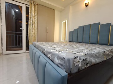 Bedroom in 1 BHK Builder Floor at Saket – for Rent