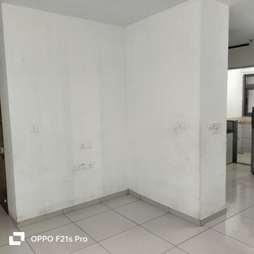 Room in 2 BHK Apartment at Shela – for Rent