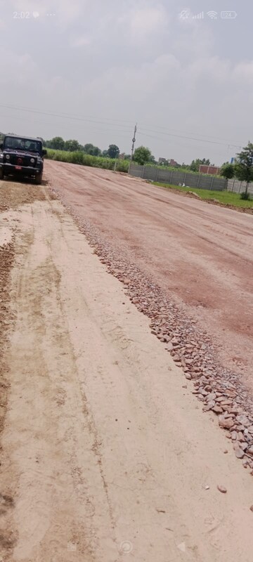  Warehouse – Exterior View View at Sikandrapur - for Sale
