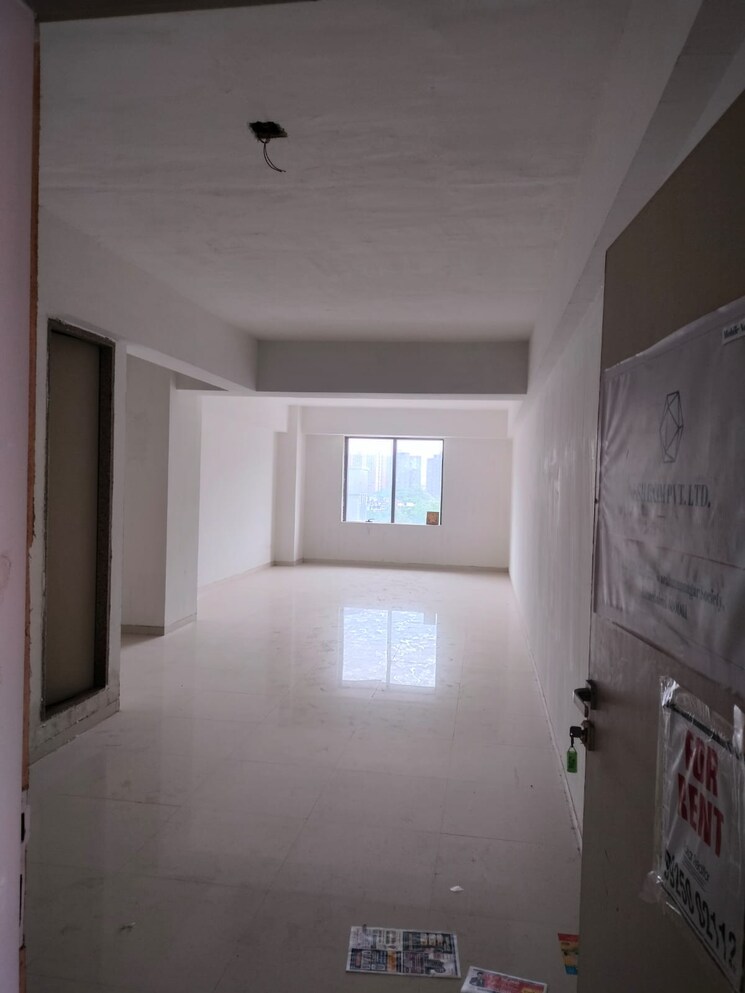 Room, shivalik-satyamev Commercial Office Space 1000 Sq.Ft. In Bopal Ahmedabad 8913224
