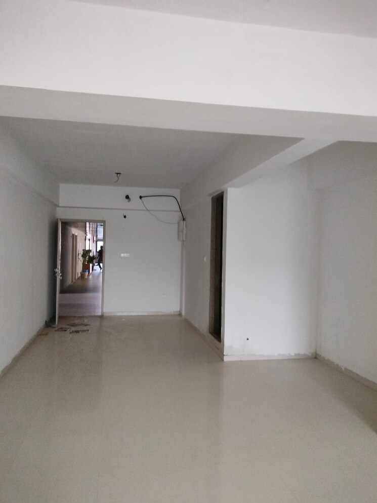 Room, shivalik-satyamev Commercial Office Space 1000 Sq.Ft. In Bopal Ahmedabad 8913224