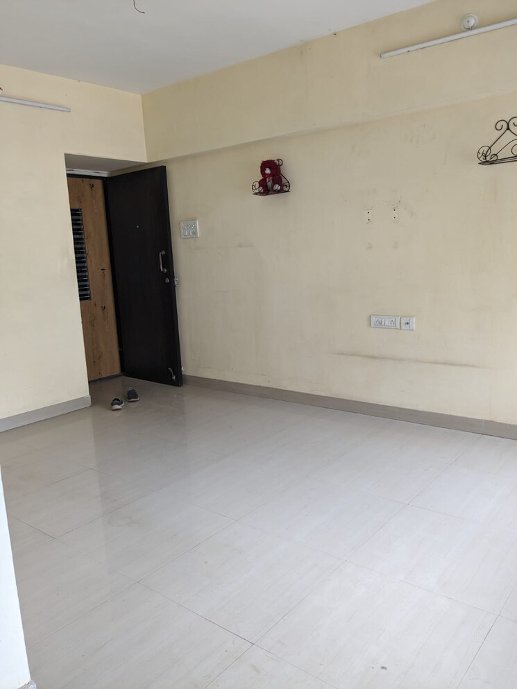 Room, vartak nagar 2 Bedroom 565 Sq.Ft. Apartment In Vartak Nagar Thane 8913248