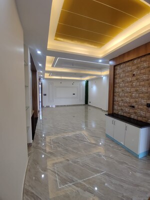 Room in 3 BHK Builder Floor at Gms Road – for Sale