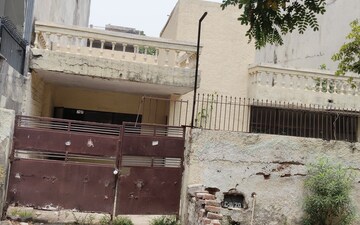 Plot For Sale in Sector 55