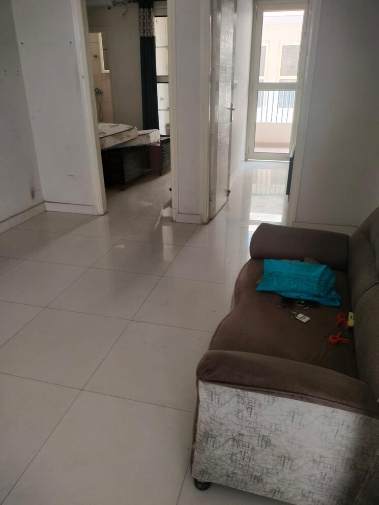 Living Room, kolshet road 2 Bedroom 1000 Sq.Ft. Apartment In Kolshet Road Thane 8913282