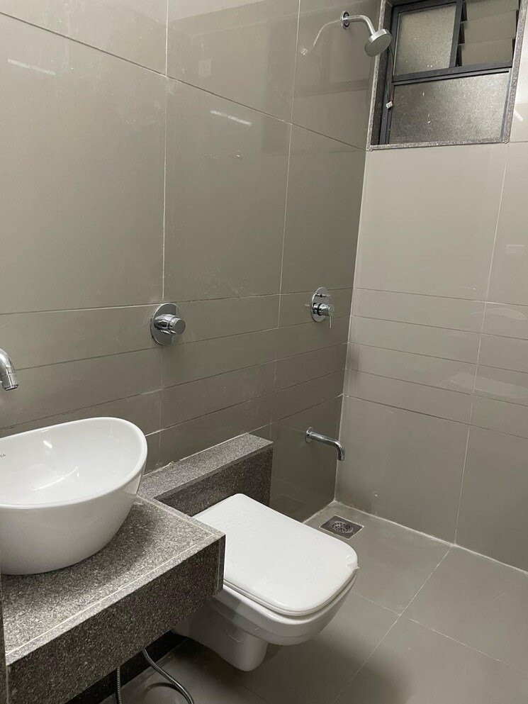 Bathroom, shivalik-sharda-park-view 3 Bedroom 1440 Sq.Ft. Apartment In Shela Ahmedabad 8913298