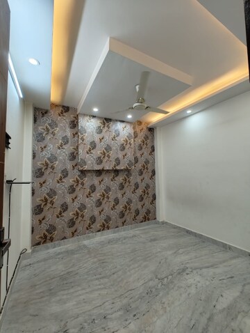 Balcony in 2 BHK Builder Floor at Govindpuri – for Rent