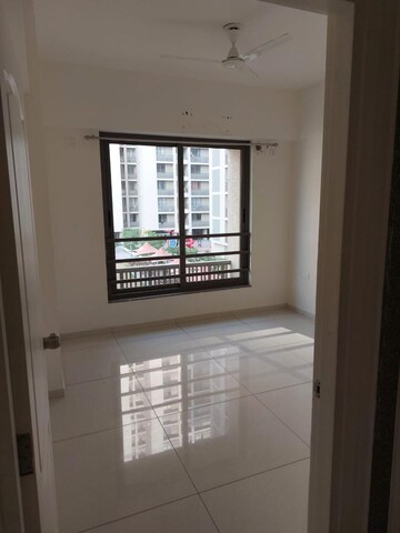 Room in 4 BHK Apartment at Goyal Riviera Springs, Shela – for Rent