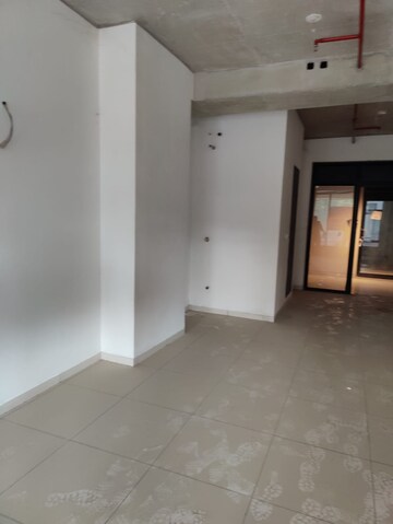 Room in  Office Space at Sun Westbank, Navrangpura – for Rent