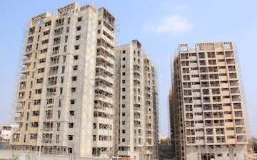 2 BHK Apartment For Sale in SMR Vinay Iconia Phase II, Kondapur