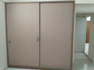 Room in 3 BHK Apartment at Goyal Riviera Springs, Shela – for Rent